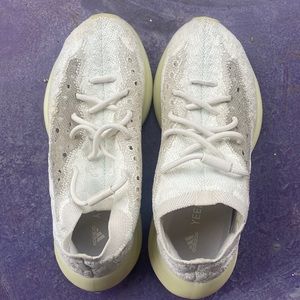 Adidas Yeezy size 7 male ART GZ8668 $400 REAL